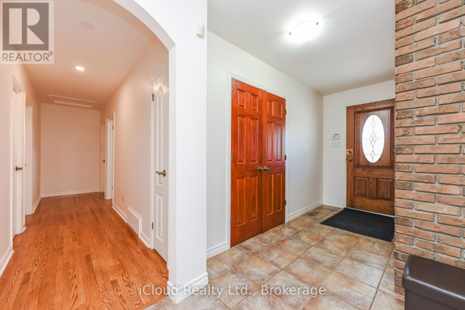 3 Cedar Drive, Caledon, Ontario  L7K 1H4 - Photo 15 - W12957136