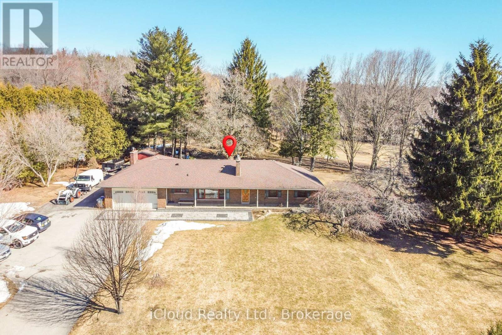 3 Cedar Drive, Caledon, Ontario  L7K 1H4 - Photo 2 - W12957136