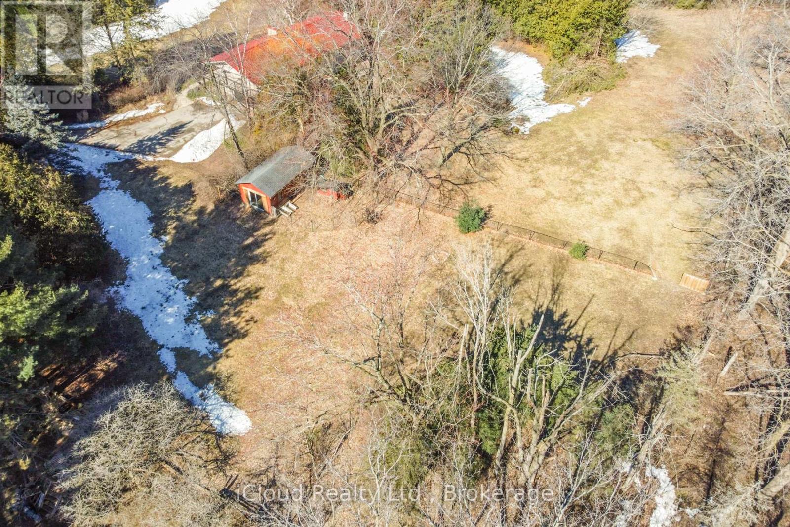 3 Cedar Drive, Caledon, Ontario  L7K 1H4 - Photo 9 - W12957136