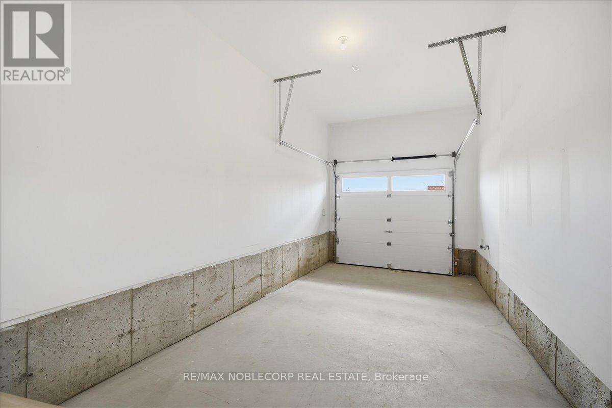 2 George Armstrong Road, Caledon, Ontario  L7E 4N1 - Photo 8 - W12957150