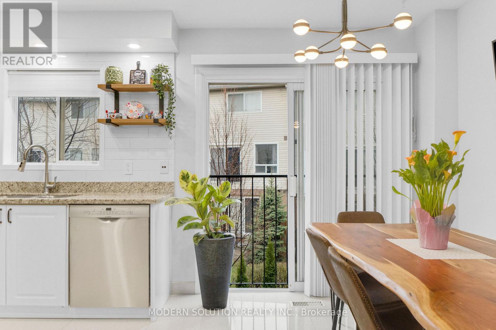 141 - 5055 Heatherleigh Avenue, Mississauga, Ontario  L5V 2K9 - Photo 13 - W12957168