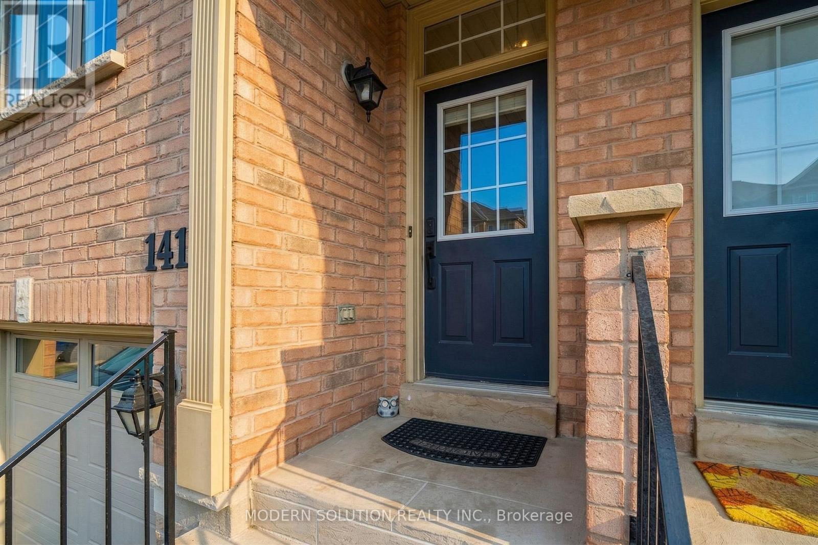 141 - 5055 Heatherleigh Avenue, Mississauga, Ontario  L5V 2K9 - Photo 2 - W12957168