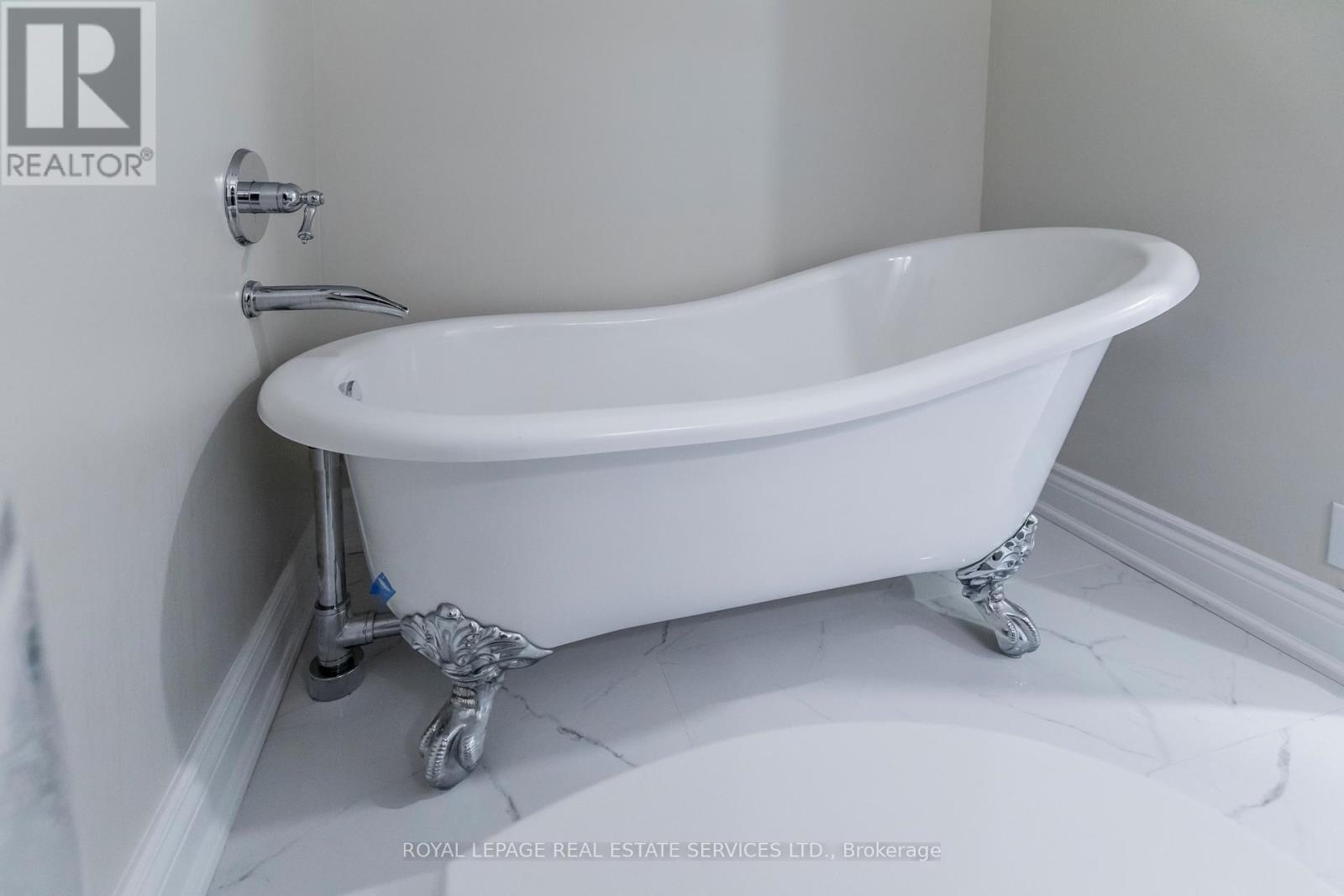 309 - 1 Palace Pier Court, Toronto, Ontario  M8V 3W9 - Photo 12 - W12957174