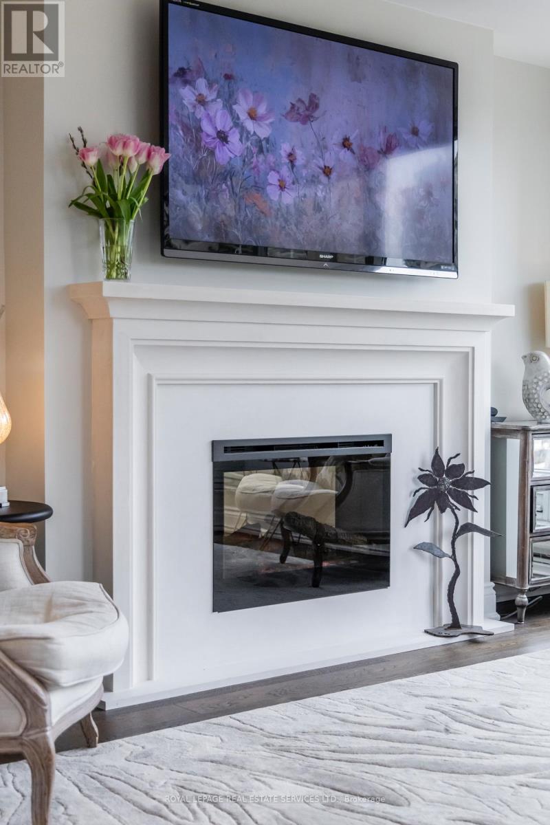 309 - 1 Palace Pier Court, Toronto, Ontario  M8V 3W9 - Photo 22 - W12957174