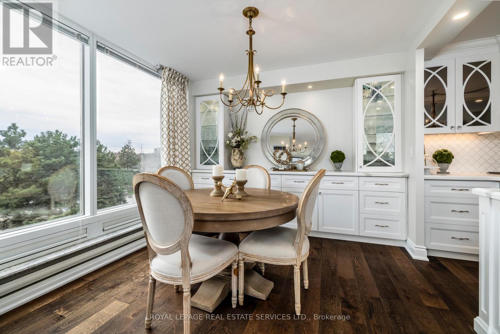 309 - 1 Palace Pier Court, Toronto, Ontario  M8V 3W9 - Photo 8 - W12957174