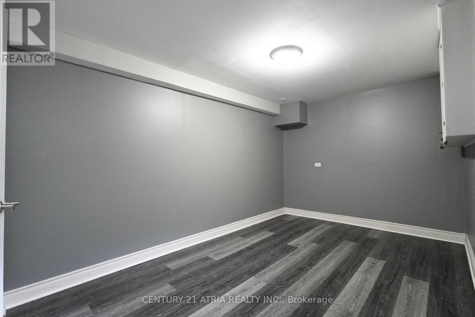 36 Lansing Square, Brampton, Ontario  L6Z 1E6 - Photo 7 - W12957178