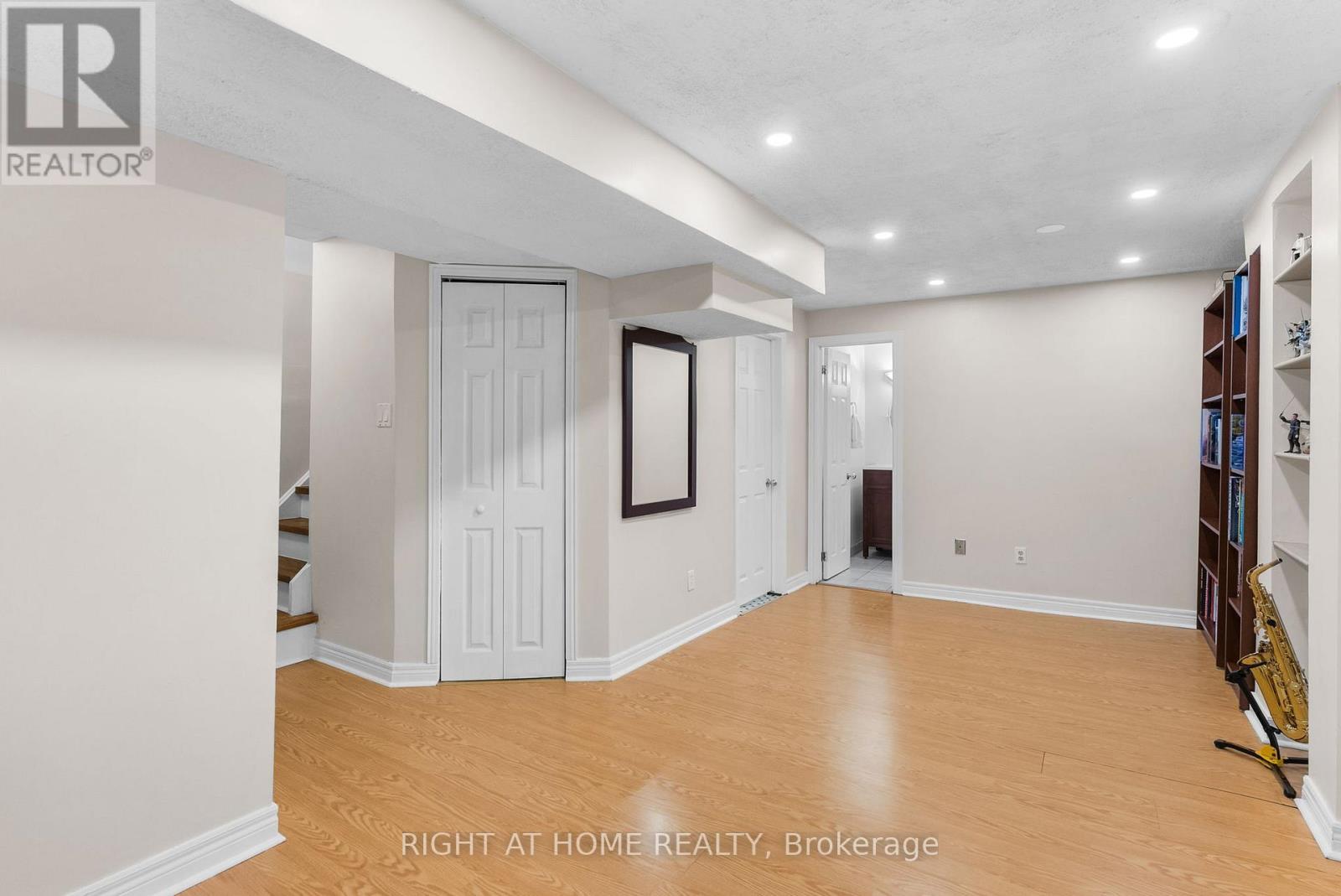 2454 Ploughshare Court, Mississauga, Ontario  L5L 3M6 - Photo 27 - W12957220