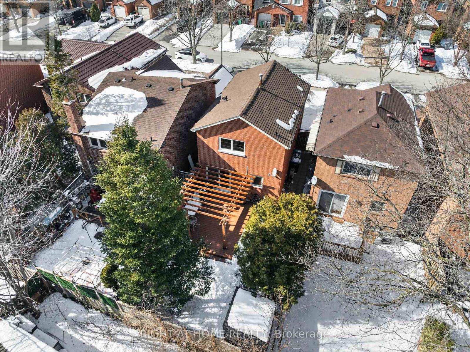 2454 Ploughshare Court, Mississauga, Ontario  L5L 3M6 - Photo 36 - W12957220