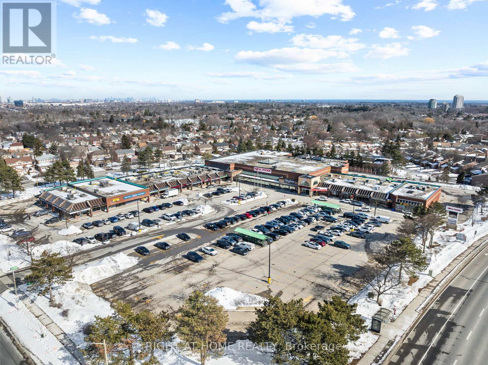 2454 Ploughshare Court, Mississauga, Ontario  L5L 3M6 - Photo 45 - W12957220