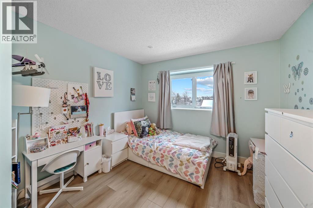 76 Stradbrooke Way Sw, Calgary, Alberta  T3H 1S5 - Photo 36 - A2296622