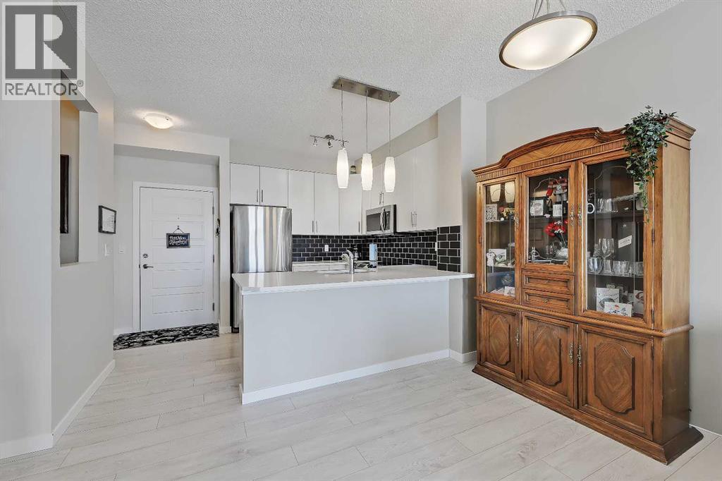 426, 207 Sunset Drive, Cochrane, Alberta  T4C 0H7 - Photo 6 - A2297150