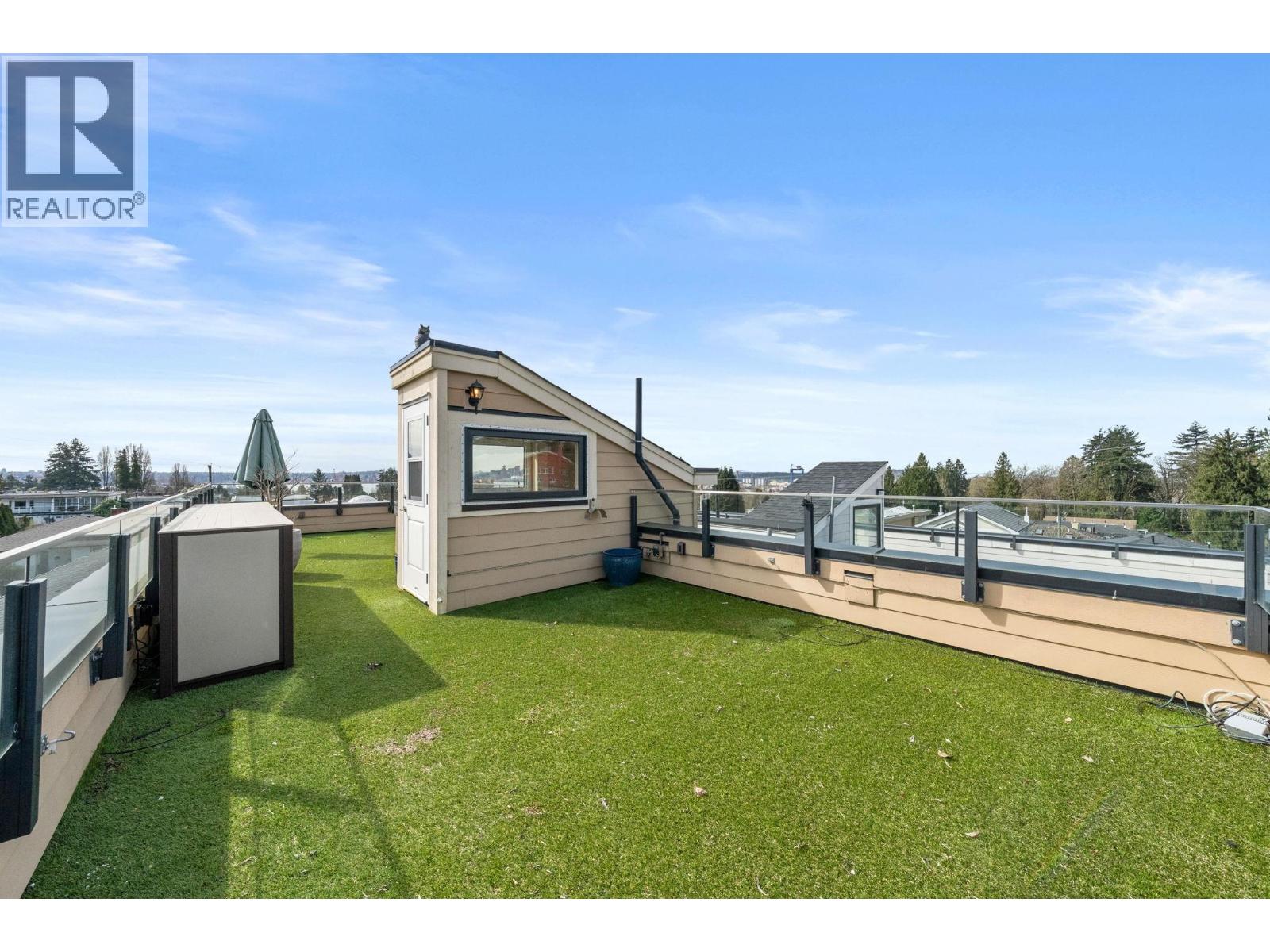 462 W 14th Street, North Vancouver, British Columbia  V7M 1P7 - Photo 20 - R3105831