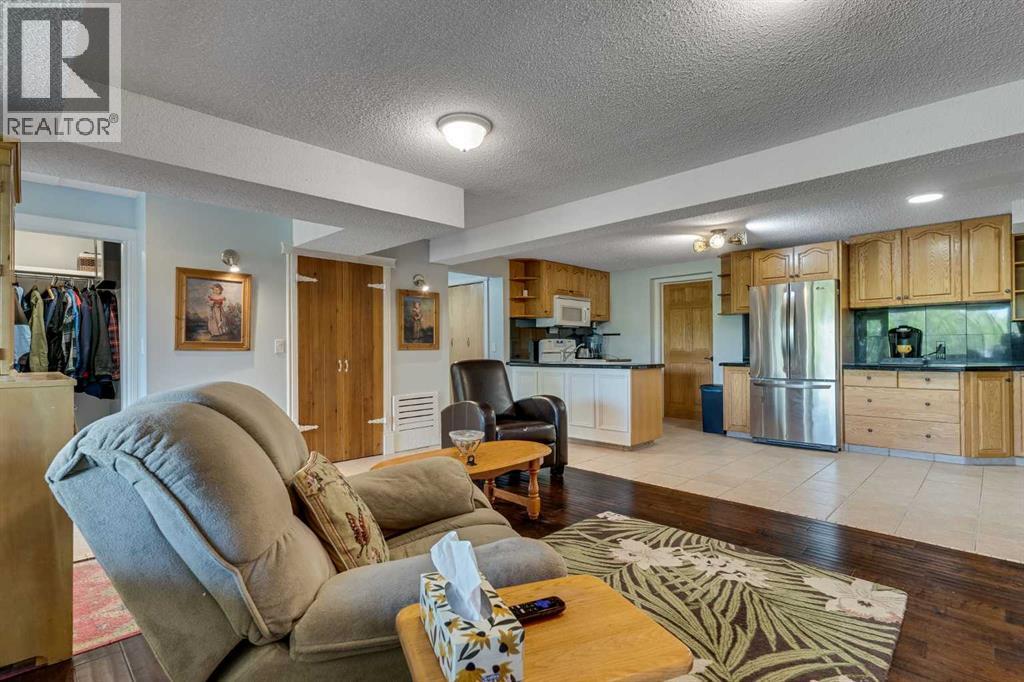 24157 Meadow Drive, Rural Rocky View County, Alberta  T3R 1A8 - Photo 31 - A2298440