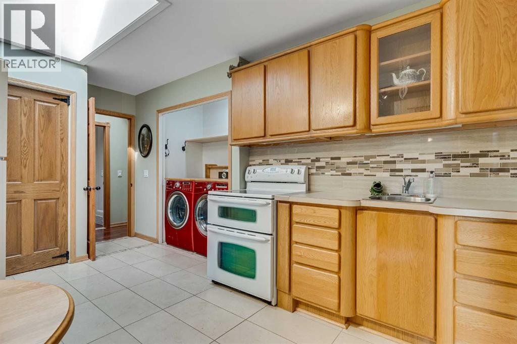 24157 Meadow Drive, Rural Rocky View County, Alberta  T3R 1A8 - Photo 17 - A2298440