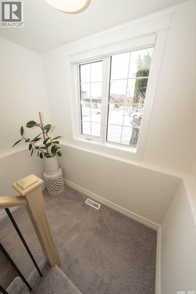 143 Pickard Bay, Saskatoon, Saskatchewan  S7W 0G8 - Photo 26 - SK031904