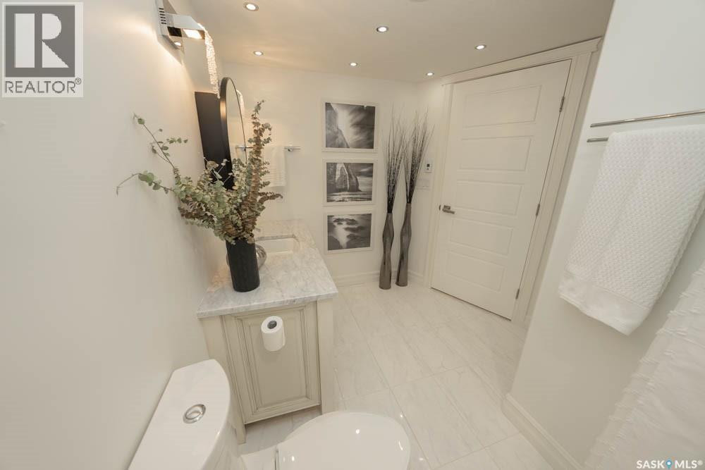 143 Pickard Bay, Saskatoon, Saskatchewan  S7W 0G8 - Photo 32 - SK031904