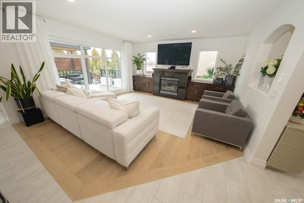 143 Pickard Bay, Saskatoon, Saskatchewan  S7W 0G8 - Photo 6 - SK031904