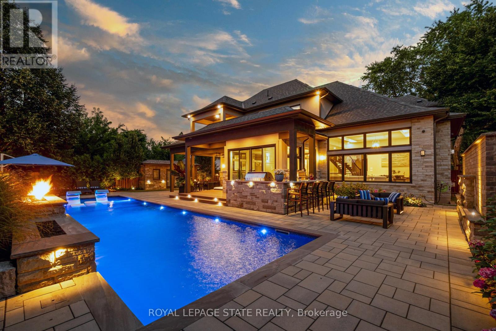 100 Seneca Drive, Hamilton, Ontario  L9G 3B8 - Photo 3 - X12957114