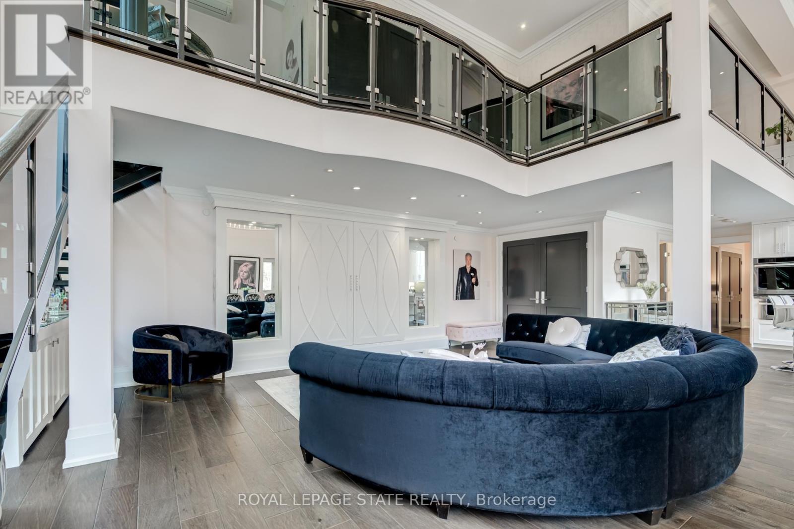 215 - 397 King Street W, Hamilton, Ontario  L9H 1W9 - Photo 17 - X12957160