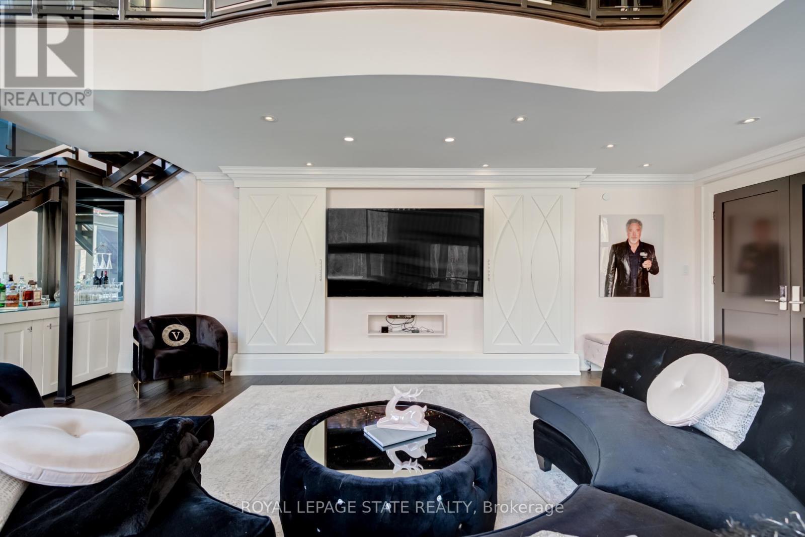 215 - 397 King Street W, Hamilton, Ontario  L9H 1W9 - Photo 22 - X12957160