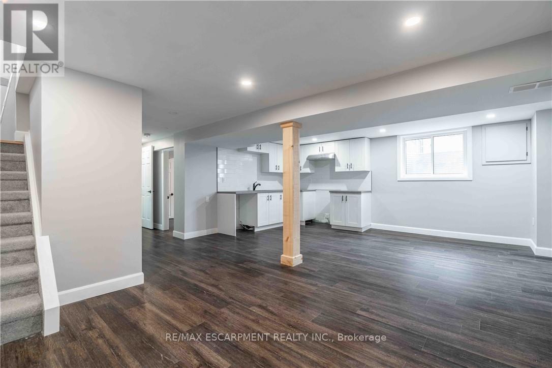 42 Sharon Avenue, Hamilton, Ontario  L8T 1E3 - Photo 28 - X12957166