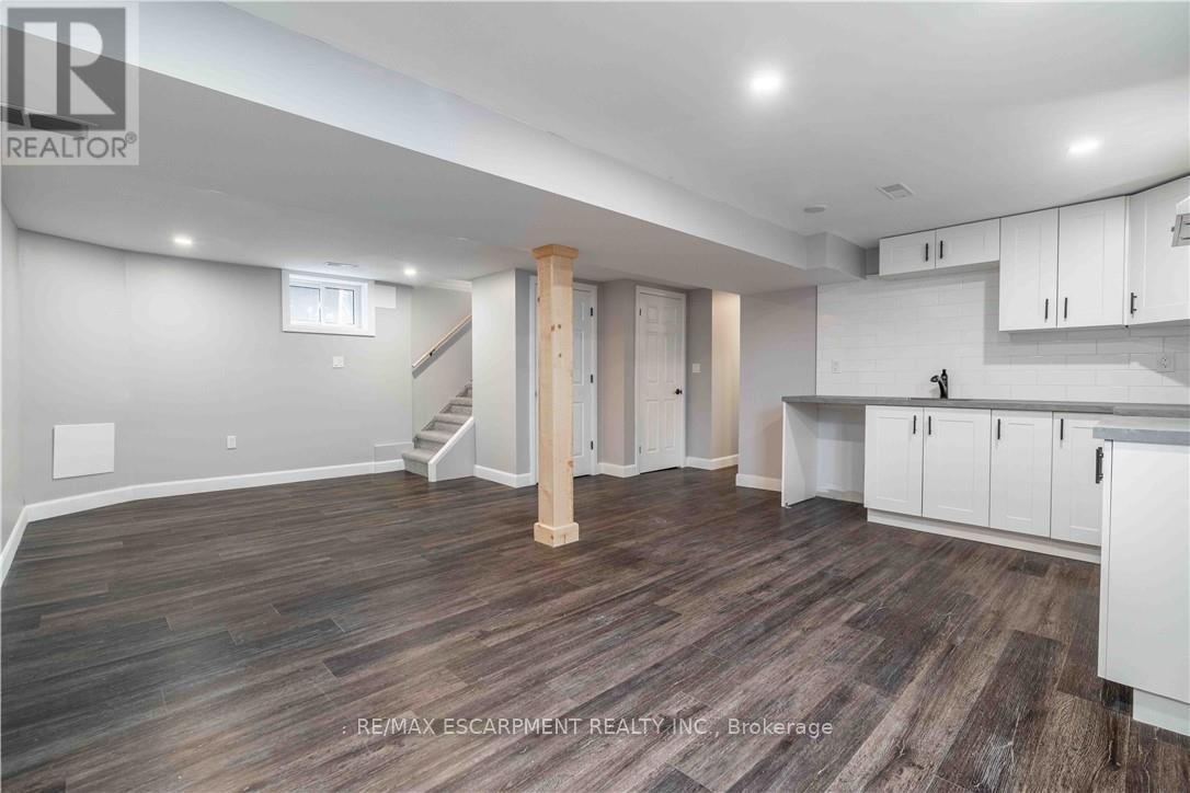 42 Sharon Avenue, Hamilton, Ontario  L8T 1E3 - Photo 36 - X12957166