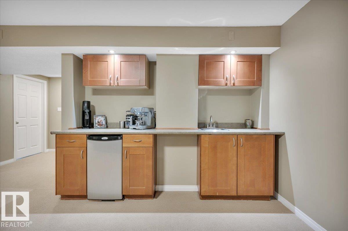 705 Riddell St Nw, Edmonton, Alberta  T6R 1A8 - Photo 35 - E4480679