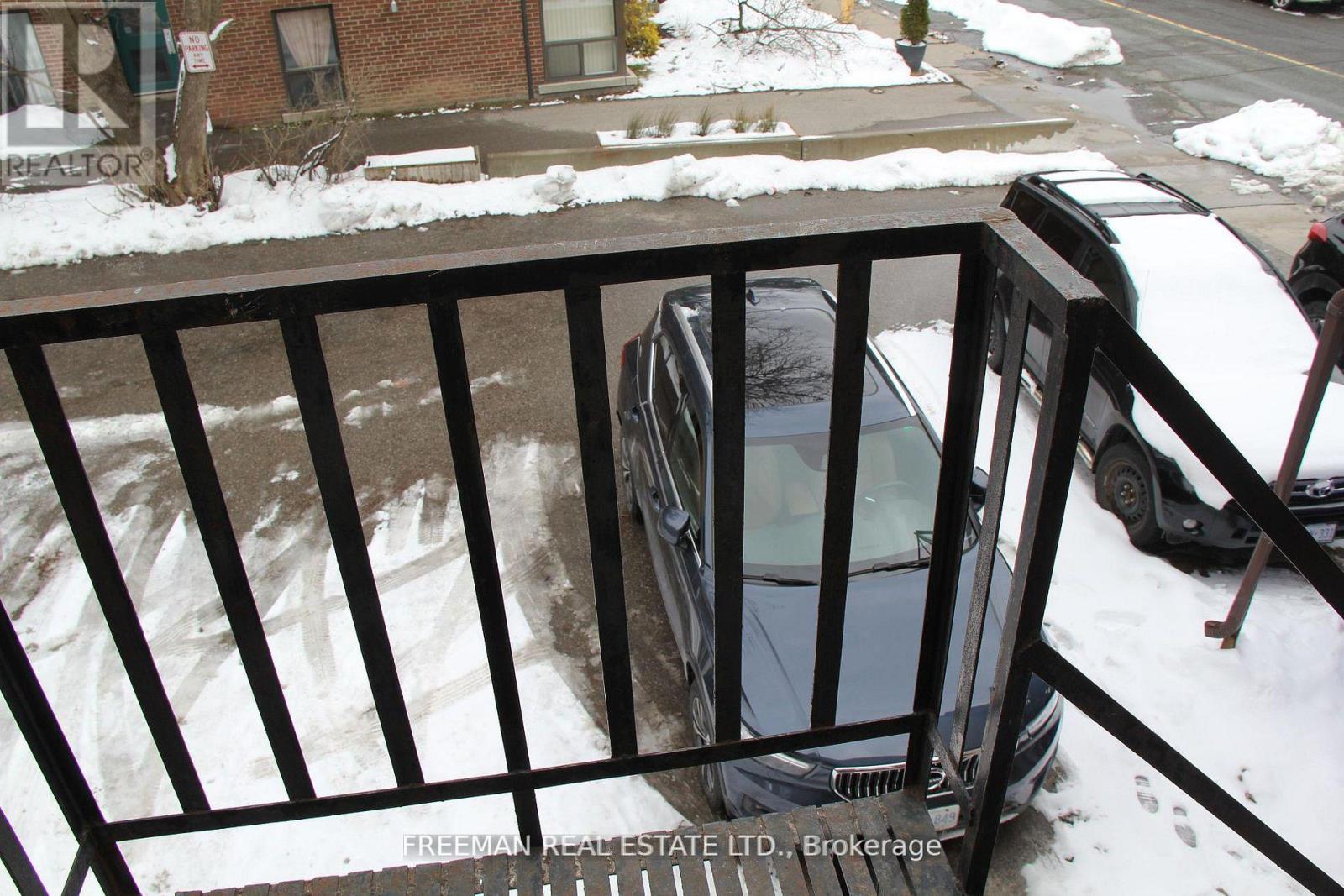 2 - 3449 Yonge Street, Toronto, Ontario M4N 2N3 - Photo 17 - C12952536