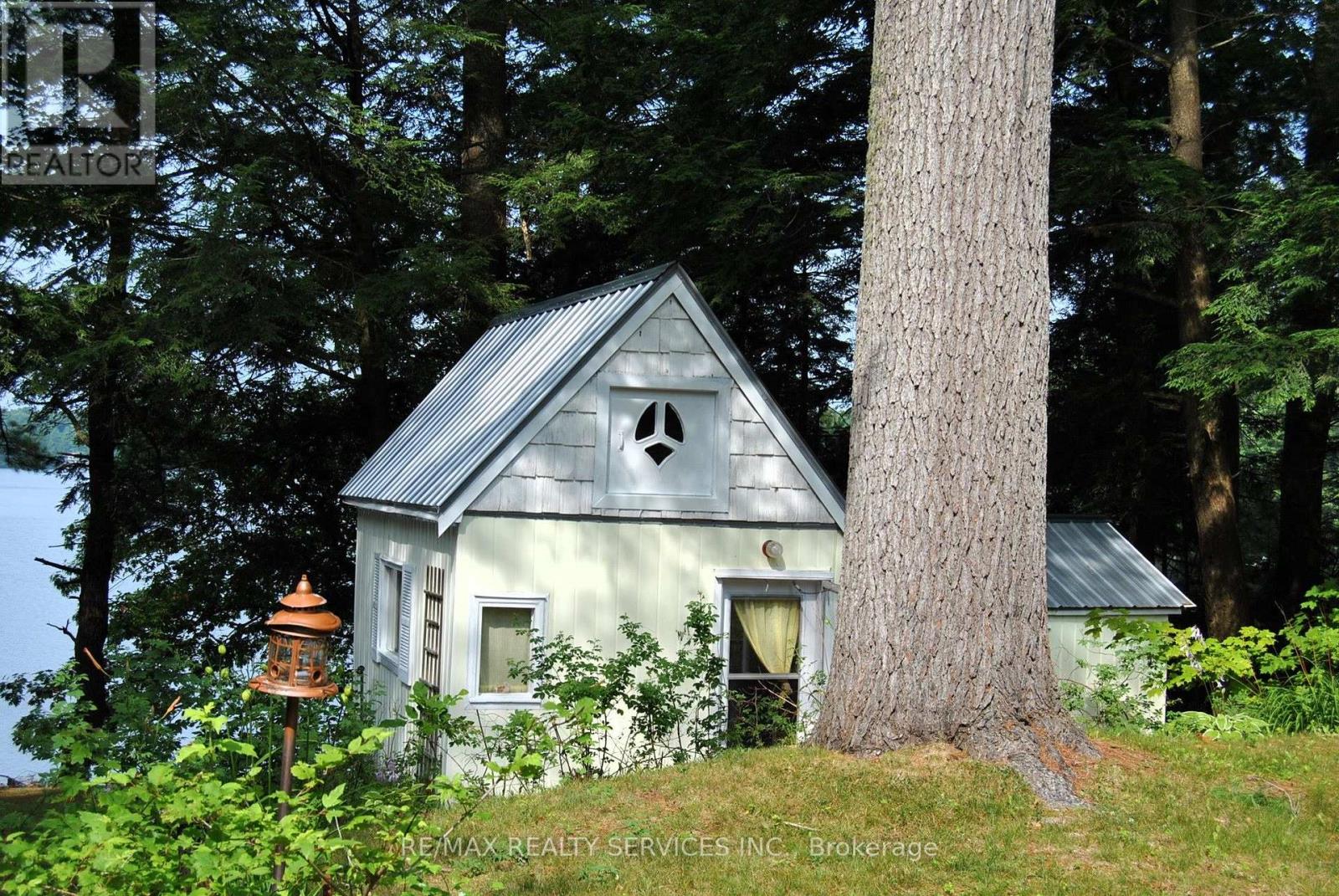 1102 Lakeshore Drive S, Bracebridge, Ontario  P1L 1X3 - Photo 25 - X12314539