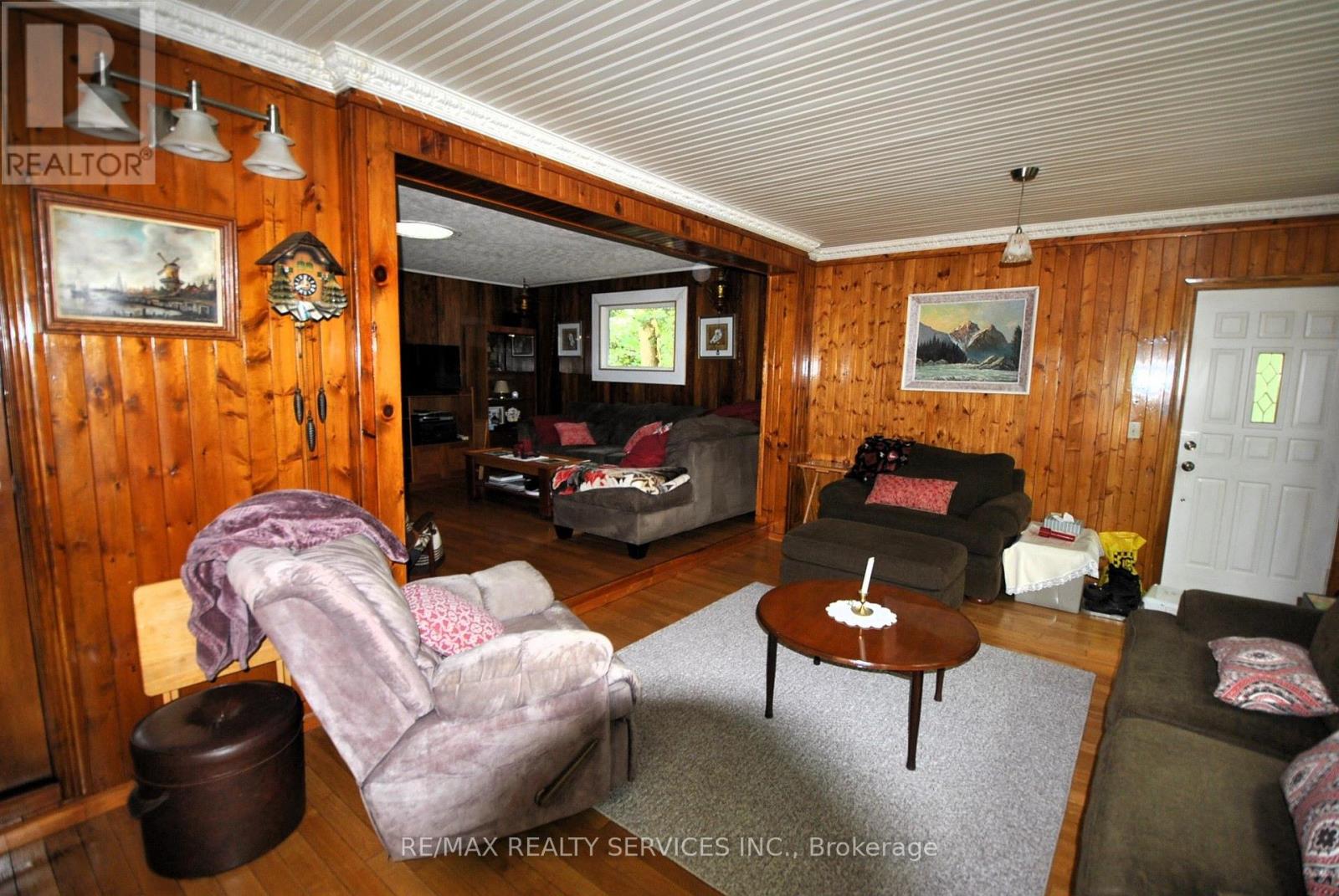 1102 Lakeshore Drive S, Bracebridge, Ontario  P1L 1X3 - Photo 13 - X12314539