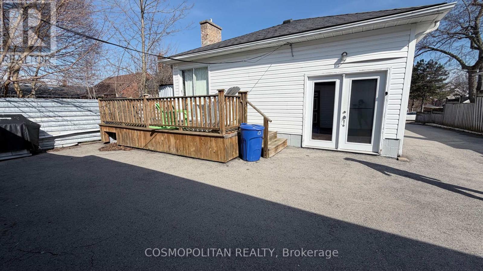 5359 Ontario Avenue, Niagara Falls, Ontario  L2E 3R7 - Photo 3 - X12831266