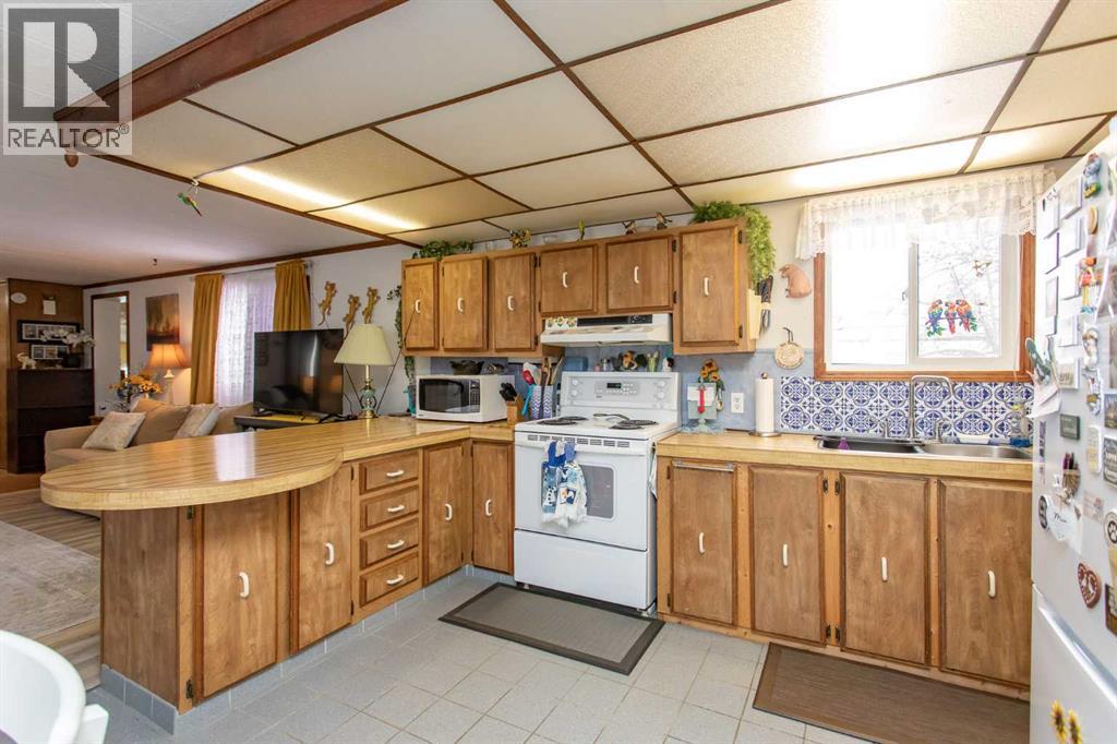 34 Hearthstone Drive, Lacombe, Alberta  T4L 1R2 - Photo 6 - A2296467