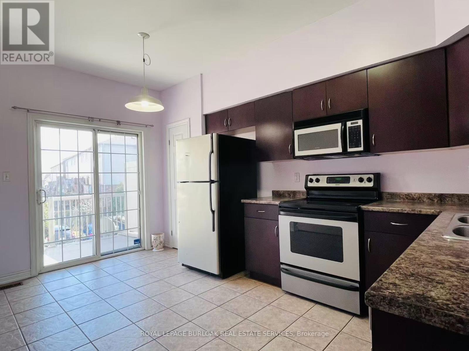 5053 Bidwell Common, Burlington, Ontario  L7L 0A4 - Photo 4 - W12732698
