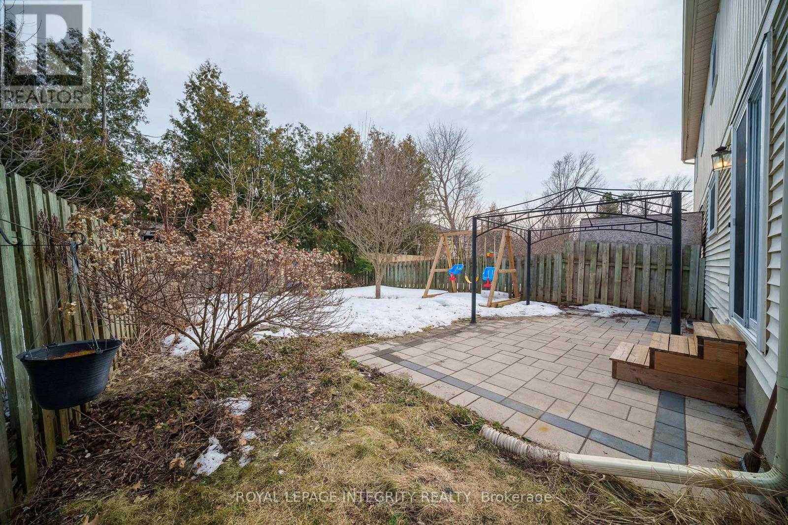 15 Tarquin Crescent, Ottawa, Ontario K2H 8J7 - Photo 36 - X12954092