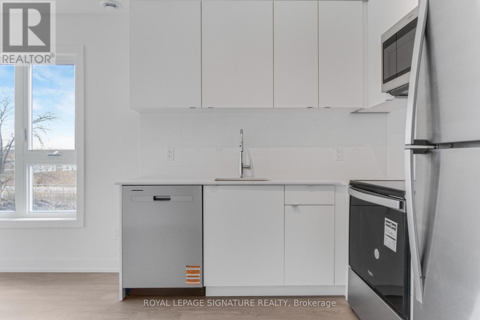 201d - 16 Melbourne Avenue, St. Catharines, Ontario L2P 0G5 - Photo 9 - X12957052