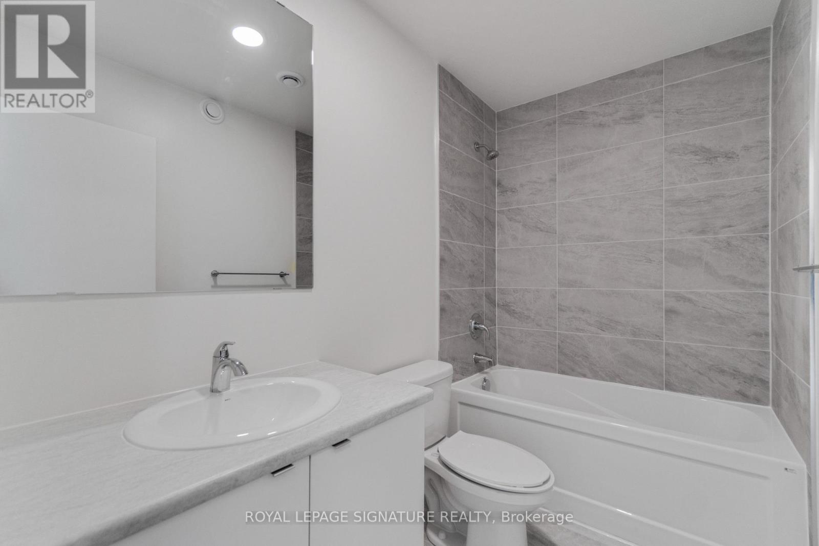 201d - 16 Melbourne Avenue, St. Catharines, Ontario L2P 0G5 - Photo 19 - X12957052