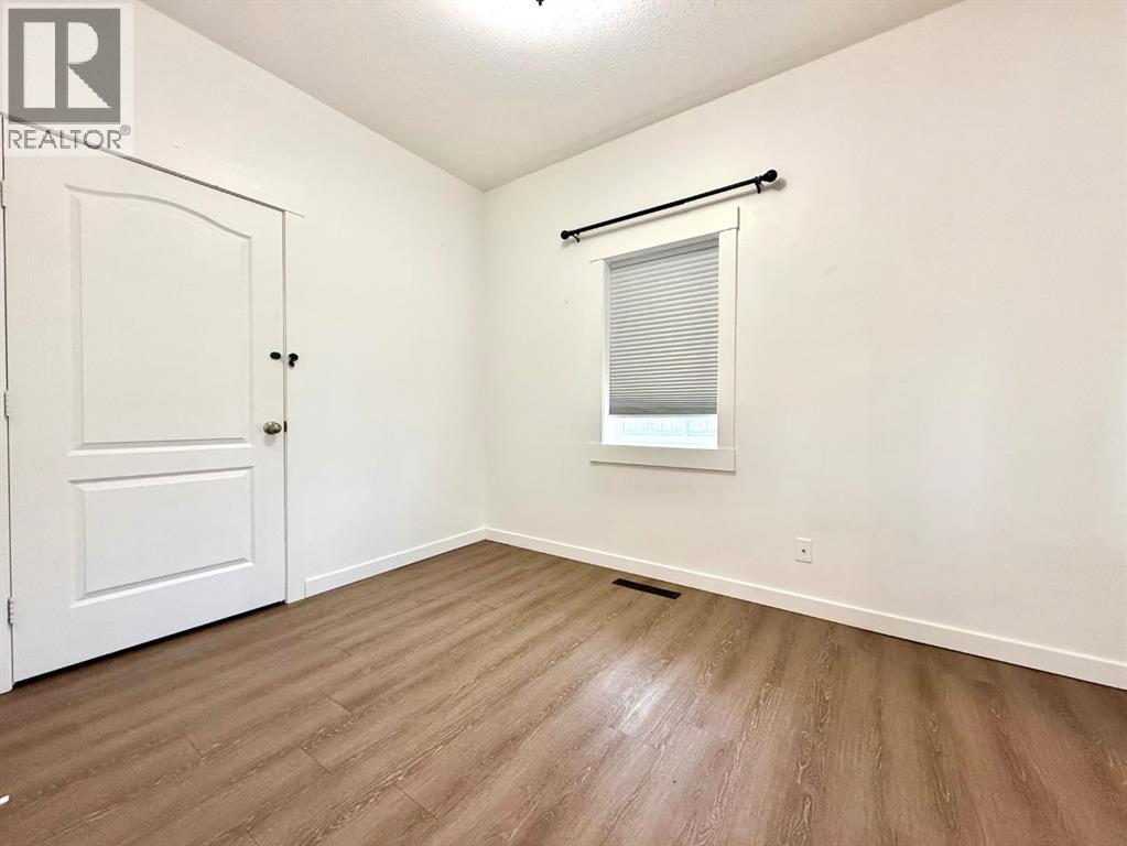 1144 James Avenue, Pincher Creek, Alberta  T0K 1W0 - Photo 14 - A2298998