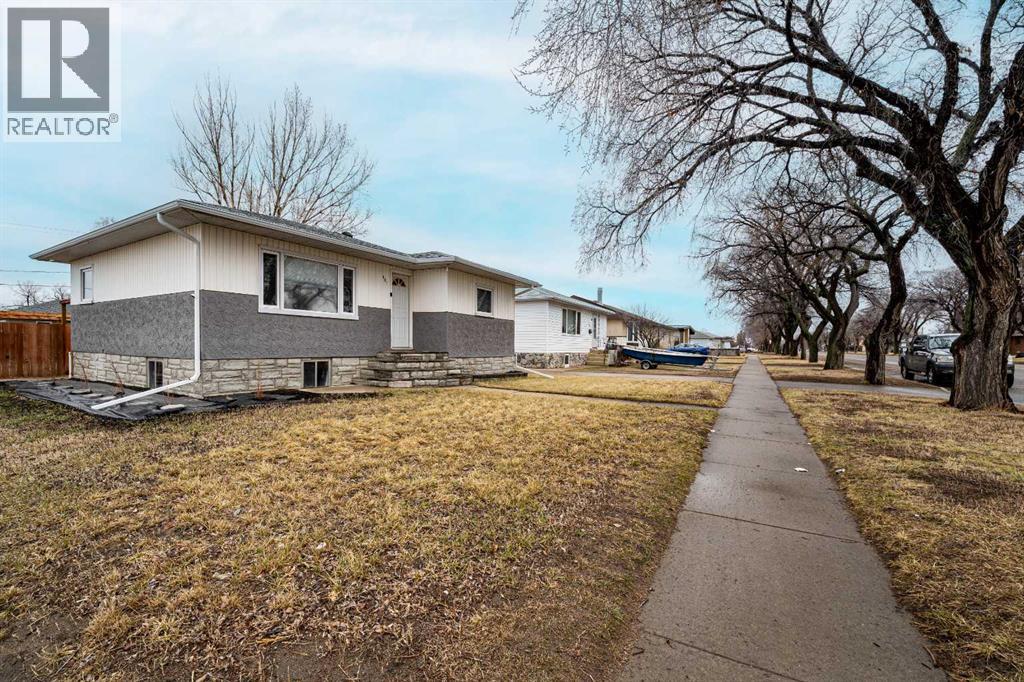 401 Broadway Avenue E, Redcliff, Alberta  T0J 2P0 - Photo 3 - A2298144