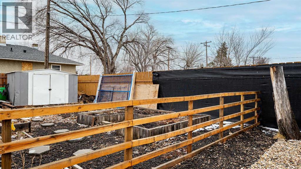 401 Broadway Avenue E, Redcliff, Alberta  T0J 2P0 - Photo 24 - A2298144