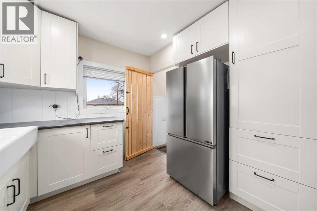 401 Broadway Avenue E, Redcliff, Alberta  T0J 2P0 - Photo 10 - A2298144