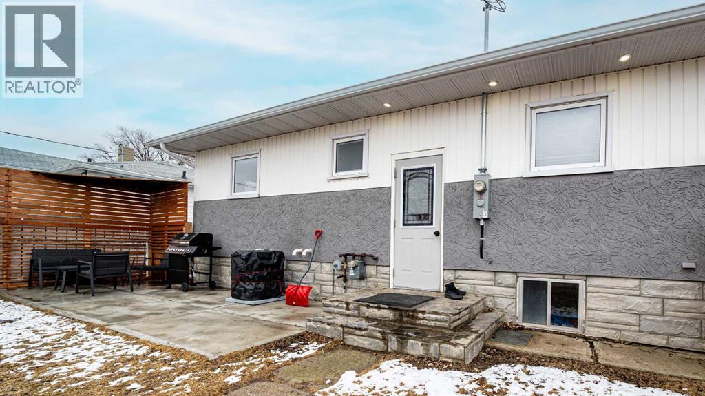 401 Broadway Avenue E, Redcliff, Alberta  T0J 2P0 - Photo 26 - A2298144