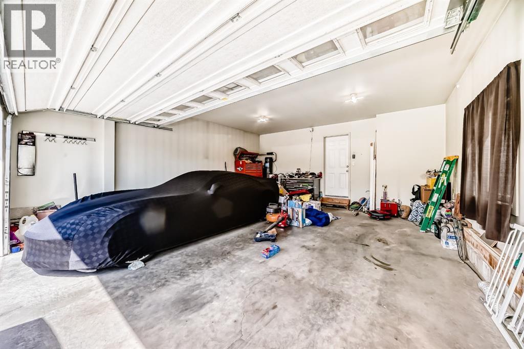 612 Montgomery Close SE, High River, Alberta  T1V 0B7 - Photo 34 - A2293601