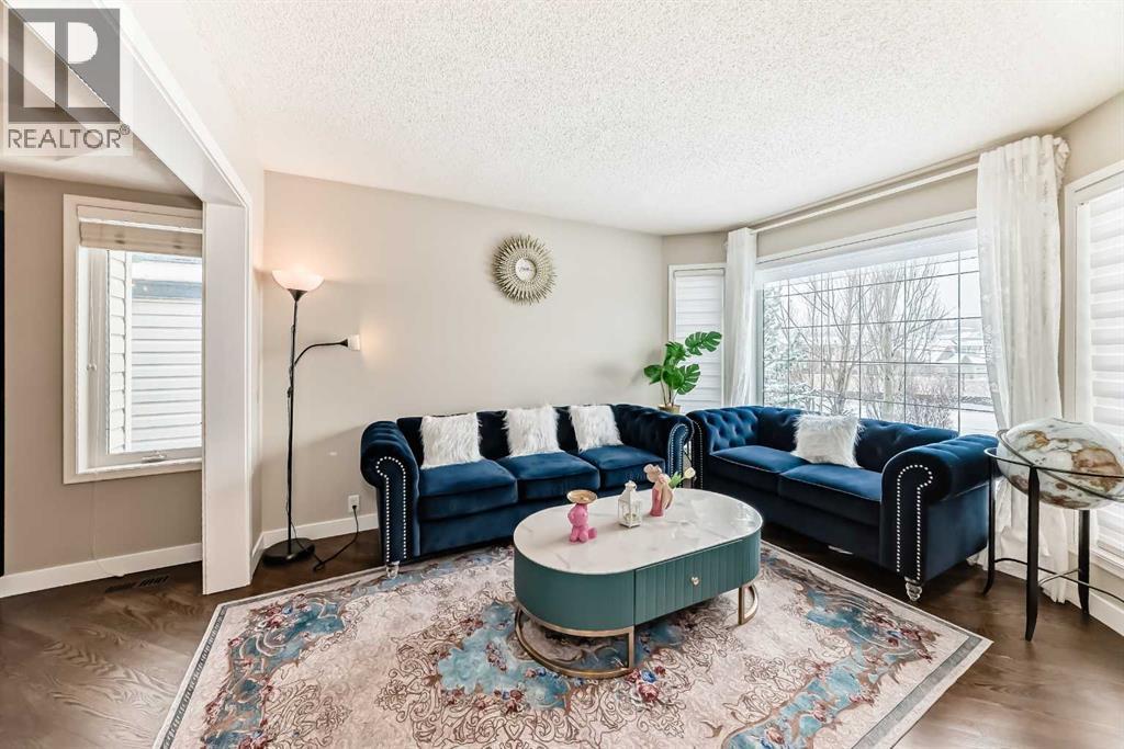 212 Sienna Park Drive SW, Calgary, Alberta  T3H 3L5 - Photo 6 - A2298763