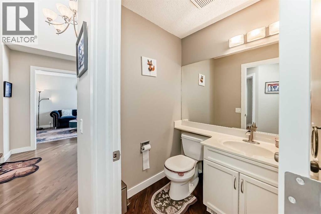 212 Sienna Park Drive SW, Calgary, Alberta  T3H 3L5 - Photo 20 - A2298763