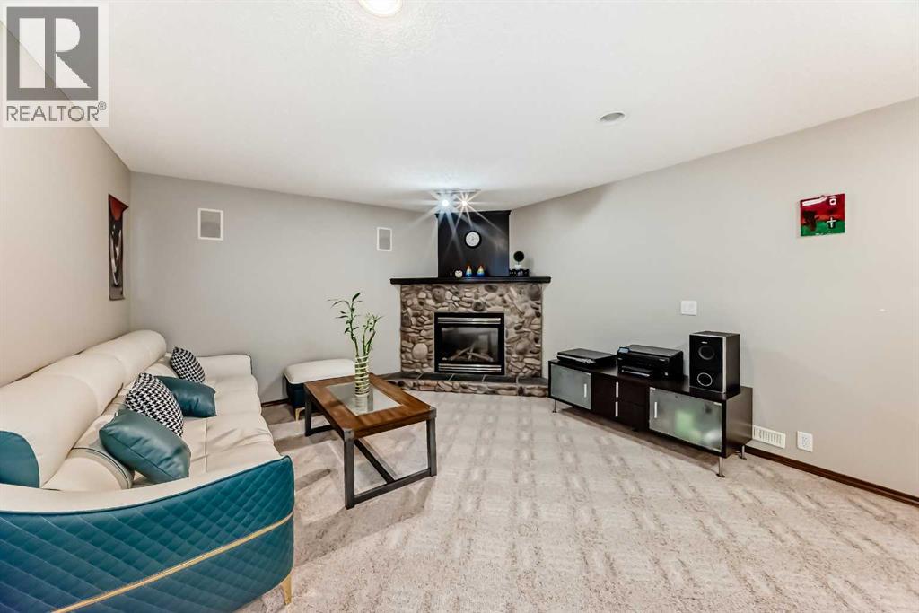 212 Sienna Park Drive SW, Calgary, Alberta  T3H 3L5 - Photo 29 - A2298763