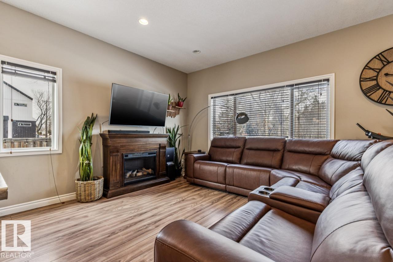 12513 120 Av Nw, Edmonton, Alberta  T5L 2P8 - Photo 3 - E4479769