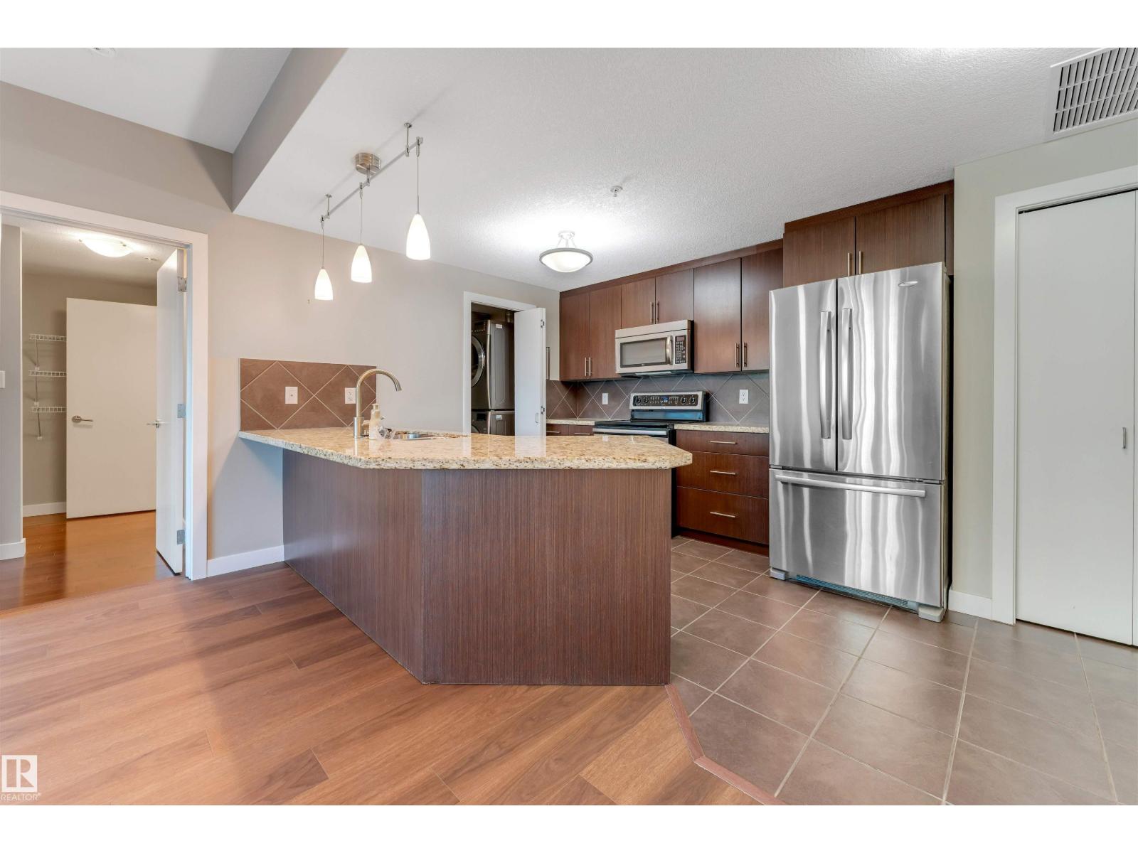 #807 10055 118 St Nw, Edmonton, Alberta  T5K 0C1 - Photo 18 - E4480681