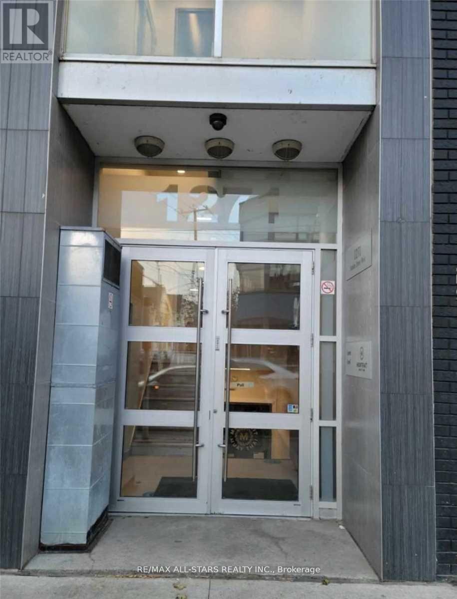 200 - 1269 Dundas Street W, Toronto, Ontario  M6J 1H1 - Photo 2 - C12957278