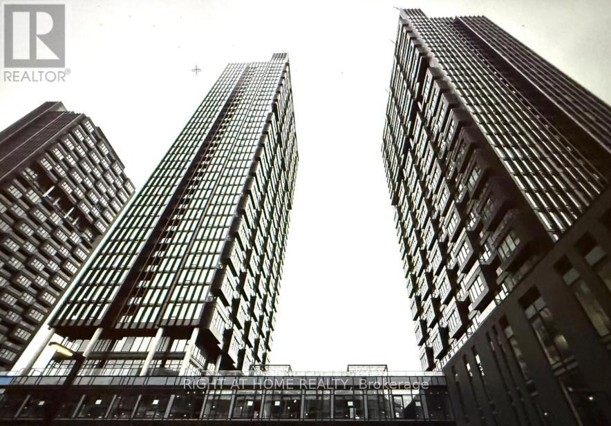 2902 - 1 QUARRINGTON LANE, Toronto, Ontario