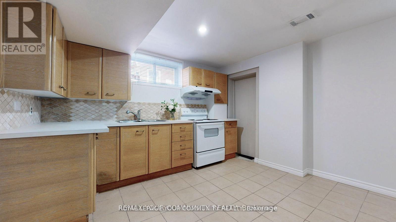 Bsmt - 41 Shropshire Drive, Toronto, Ontario  M1P 1Y8 - Photo 10 - E12957250